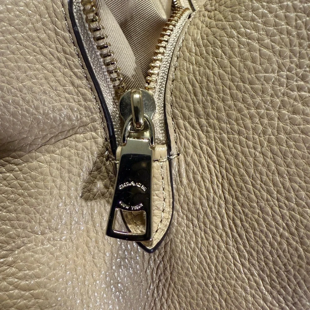 Coach Madison Phoebe Shoulder Bag